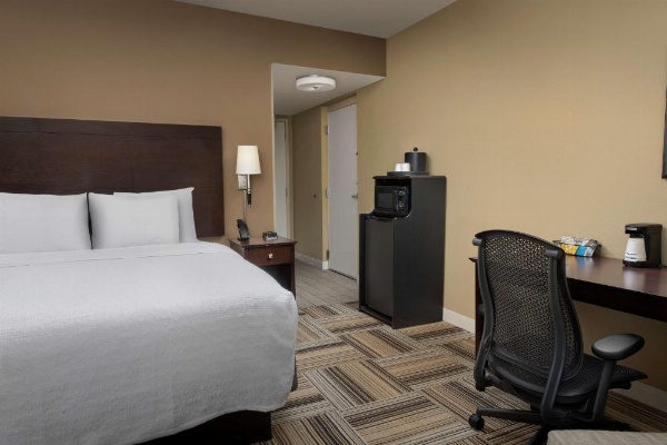 Hampton Inn By Hilton Knoxville-East image 12