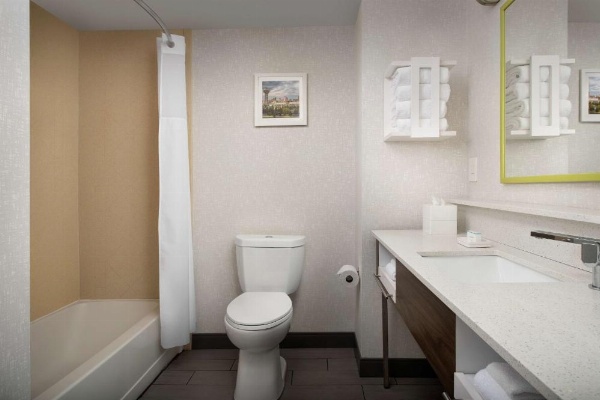 Hampton Inn By Hilton Knoxville-East image 21