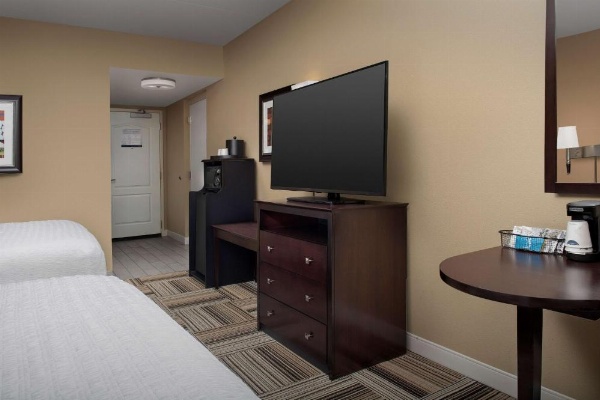 Hampton Inn By Hilton Knoxville-East image 25